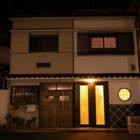 Central Osaka Bagian luar foto